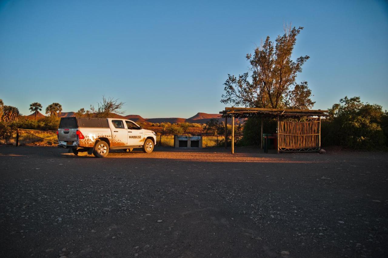 Palmwag Campsite Ngoại thất bức ảnh